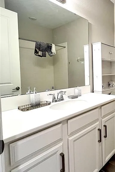 2853 High Pointe St — Photo 23