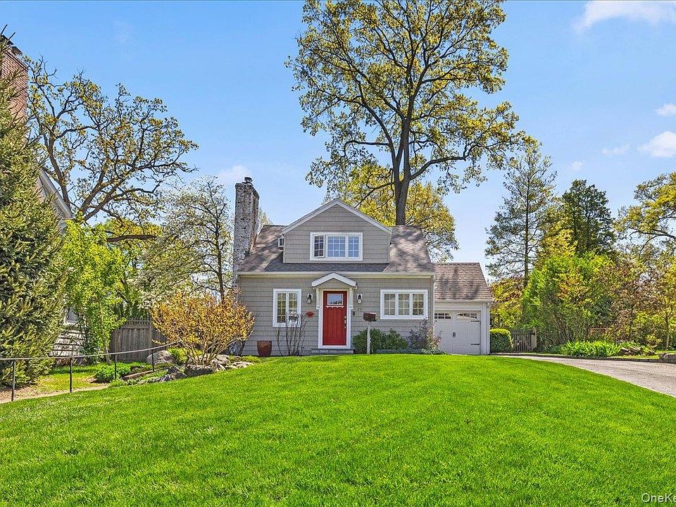1st image of 27 Smith Avenue