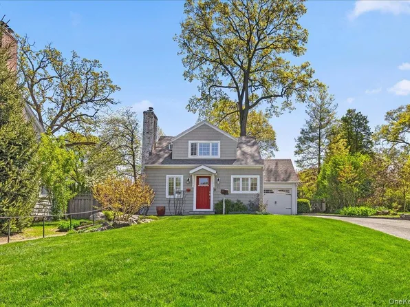 27 Smith Avenue, White Plains, NY 10605