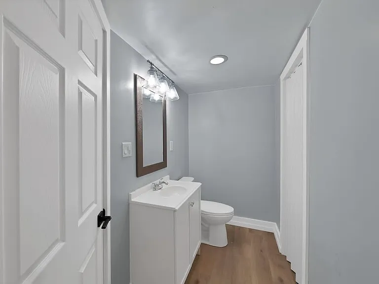 597 Upper Ottawa St #2 — Photo 17