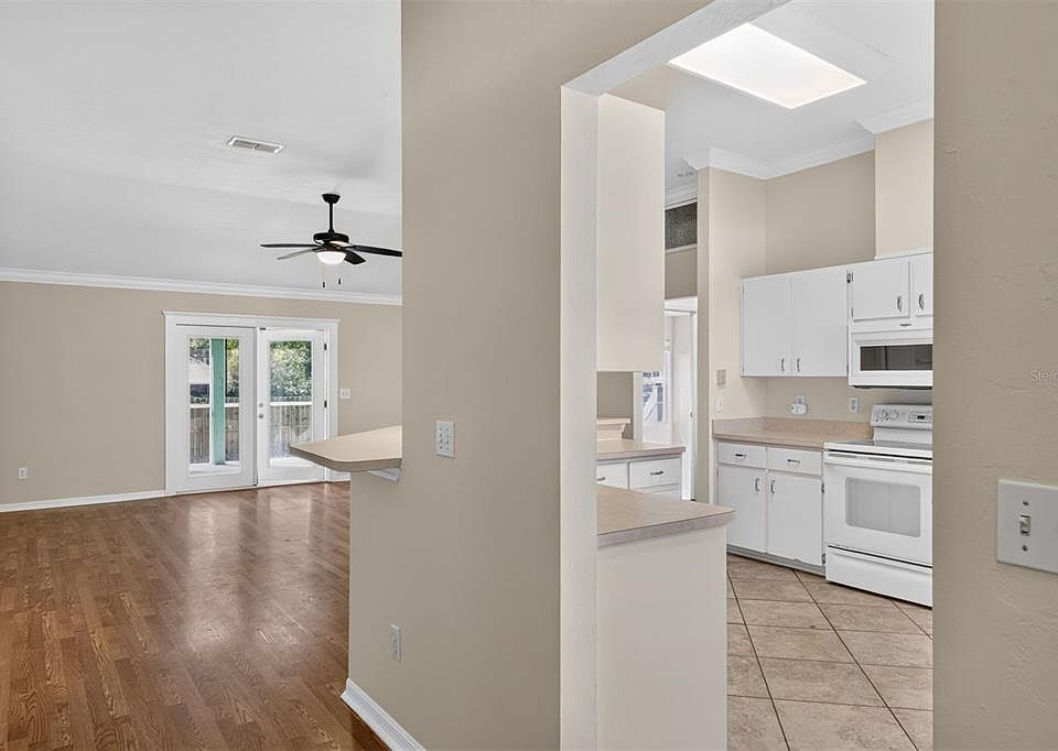 シゲ　　(sw61)マッコウ¥12000→¥9000 8319 SW 61ST PLACE, Gainesville, FL 32608 | MLS #GC544043 | Zillow
