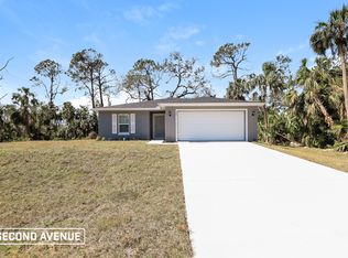 377 Avella St, Port Charlotte, FL 33954