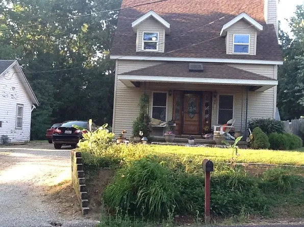 404 Prospect Ave, East Peoria, IL 61611