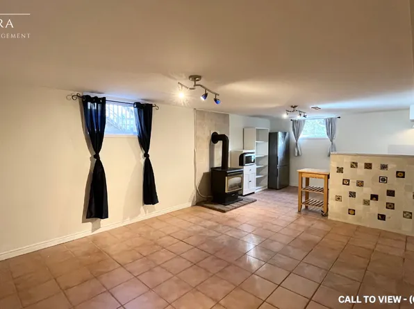 43 Bernick Dr #2, Barrie, ON L4M 5C1