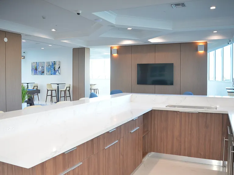 17021 N Bay Rd #1B — Photo 13