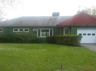 58 Frost Hill Ave, Lisbon, ME 04252