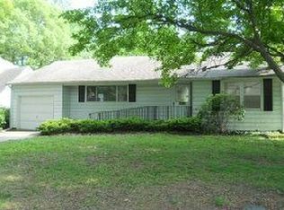 4629 W 72nd St, Prairie Village, KS 66208