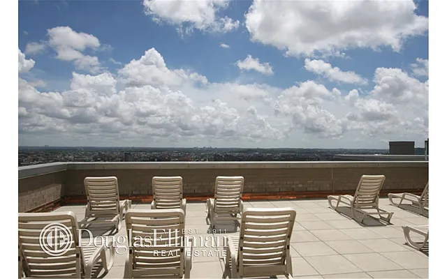 Rented by Douglas Elliman | media 7
