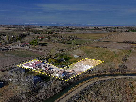 2nd image of 865 Paradise Valley Rd