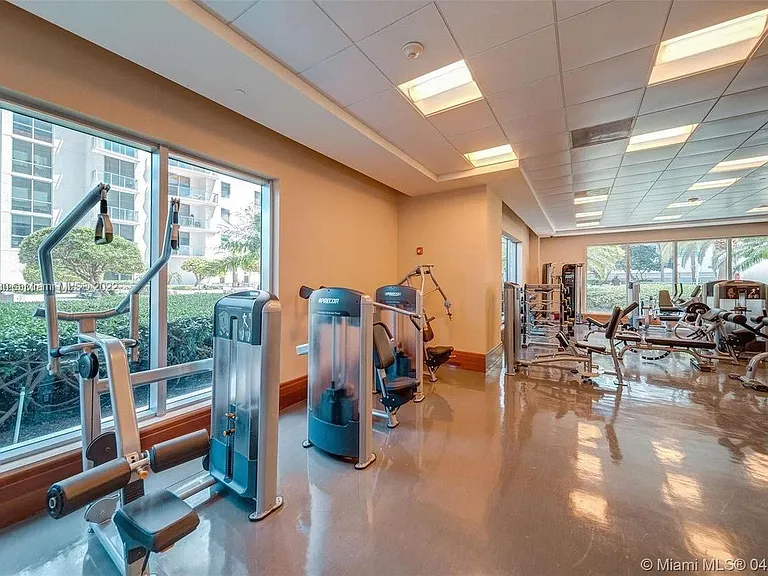 1050 Brickell Ave #812 — Photo 9
