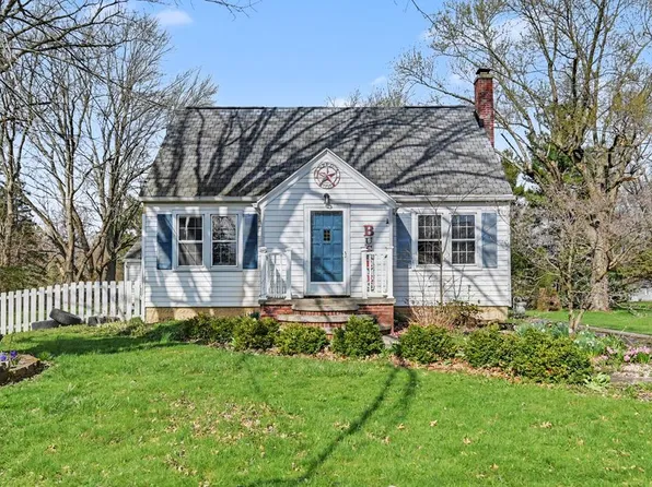 964 S Thoman St, Crestline, OH 44827