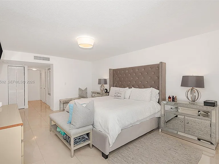 6423 Collins Ave #309 — Photo 19