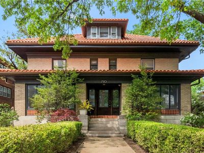 710 Armour Blvd, Kansas City, MO, 64109