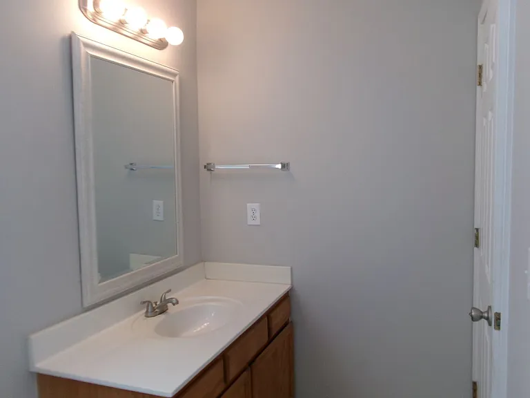 212 McKendree Ln — Photo 12