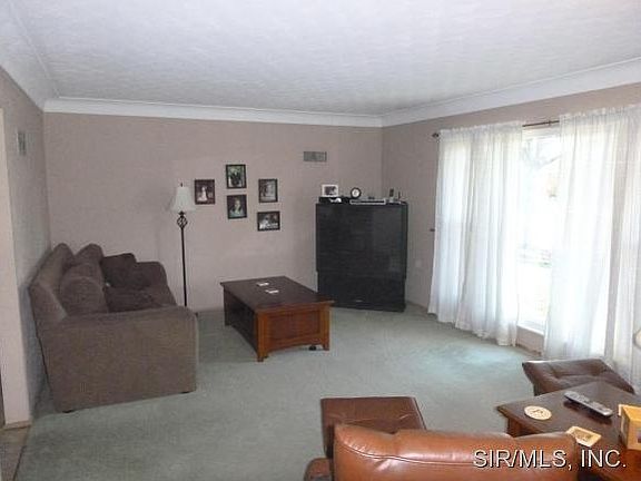 2nd image of 151 Grand Ave