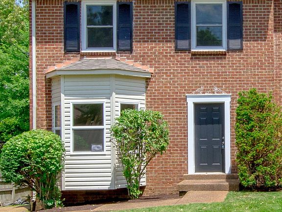 2nd image of 1021 Hammack Ct