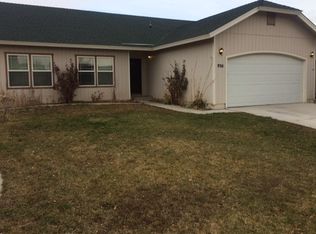 936 Azurite Ln, Carson City, NV 89705