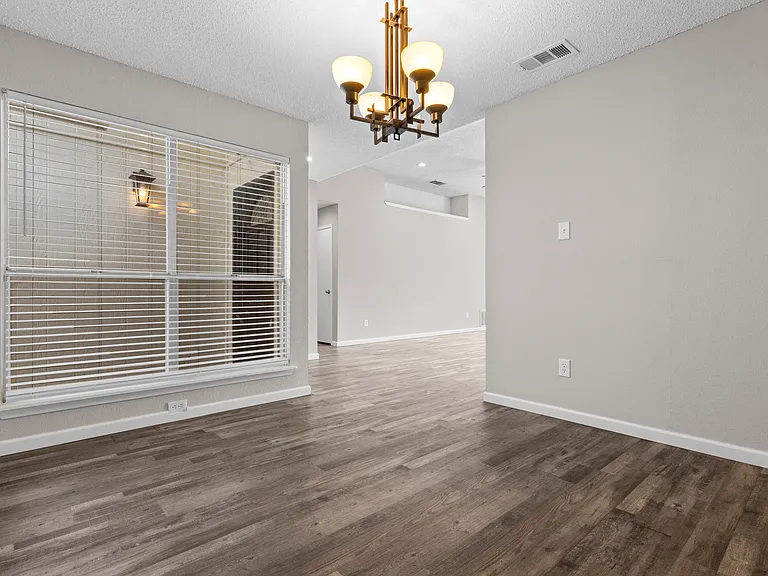 2847 Red Oak Dr — Photo 11