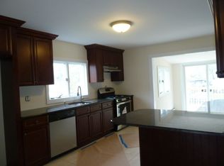 5 Valley View Ln, West Milford, NJ 07480