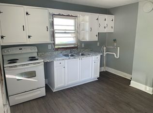 202 Charlotte St #B, Brookneal, VA