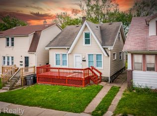 48 Orchard St, Ecorse, MI 48229