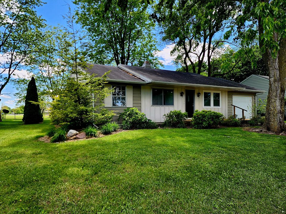 1st image of 1212 Hollyhock Ln