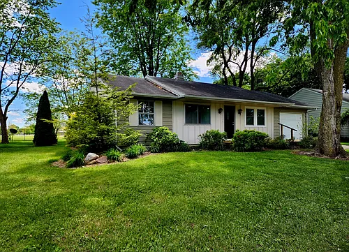 1212 Hollyhock Ln Photo 1