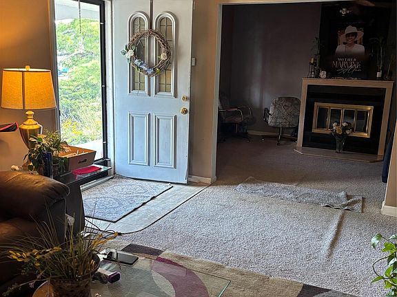 4th image of 22449 Marine Ave