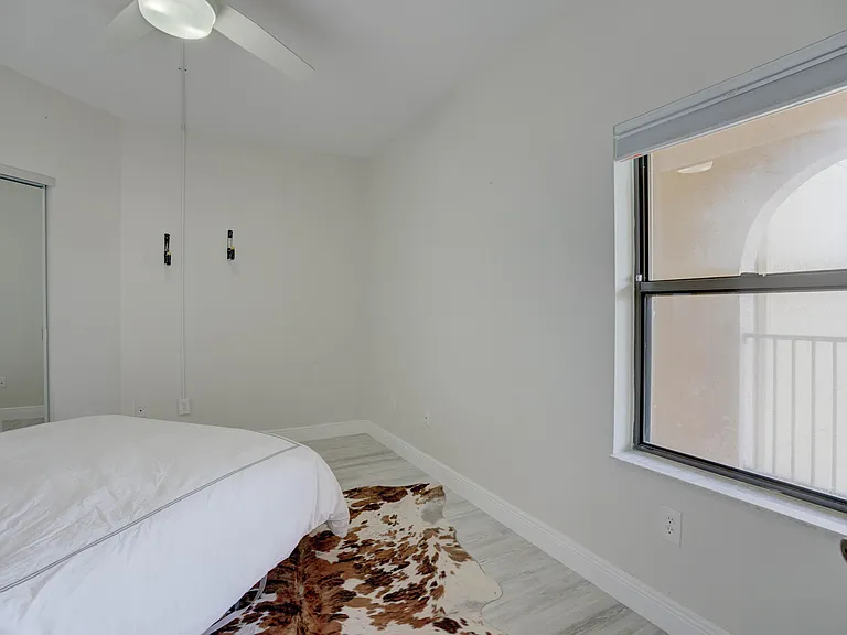 100 Uno Lago Dr #402 — Photo 26
