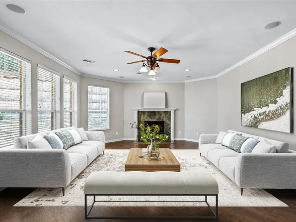 2521 Vista Creek Ct, Garland, TX 75044