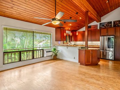 15 Kulanihakoi St APT 17E, Kihei, HI, 96753