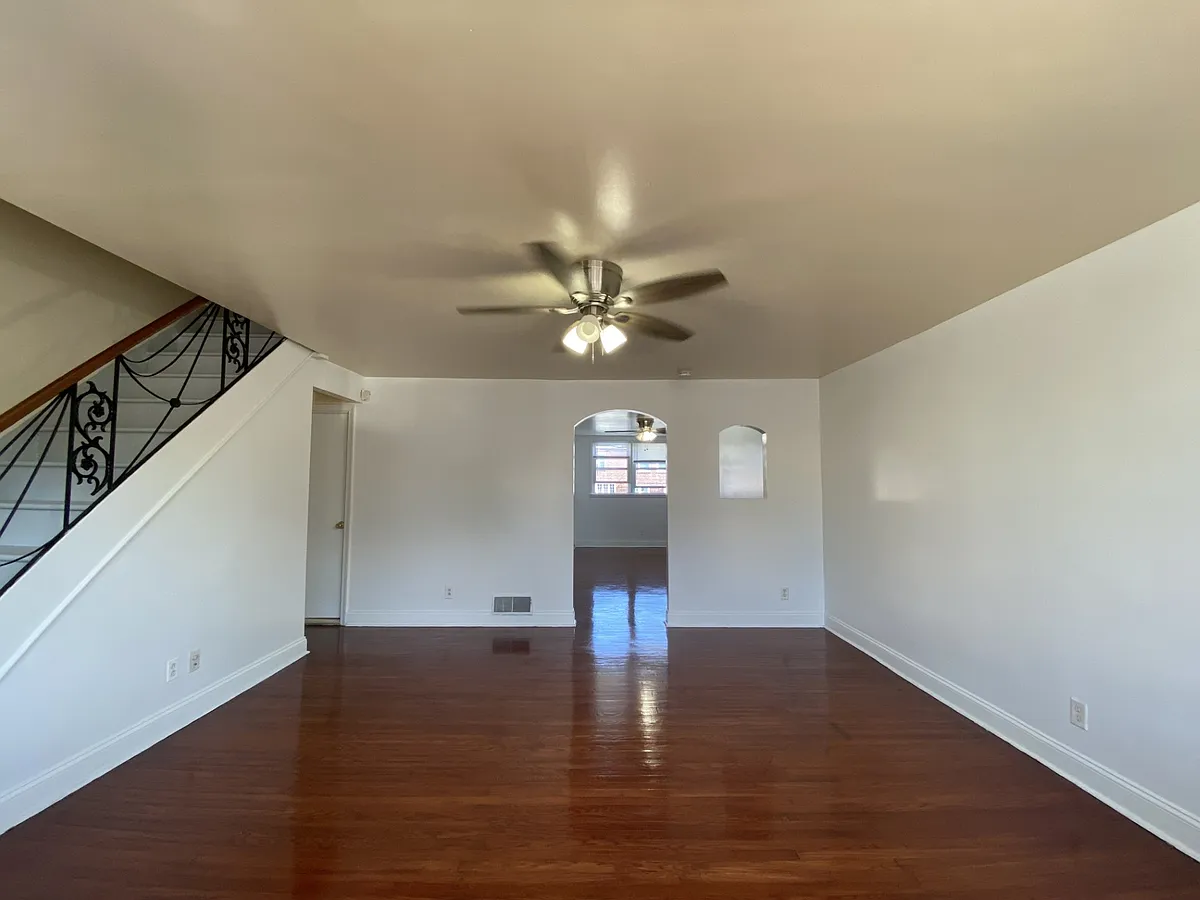 Building Photo - 11731 Millbrook Rd