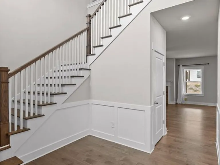 4787 Wellesley Dr — Photo 5