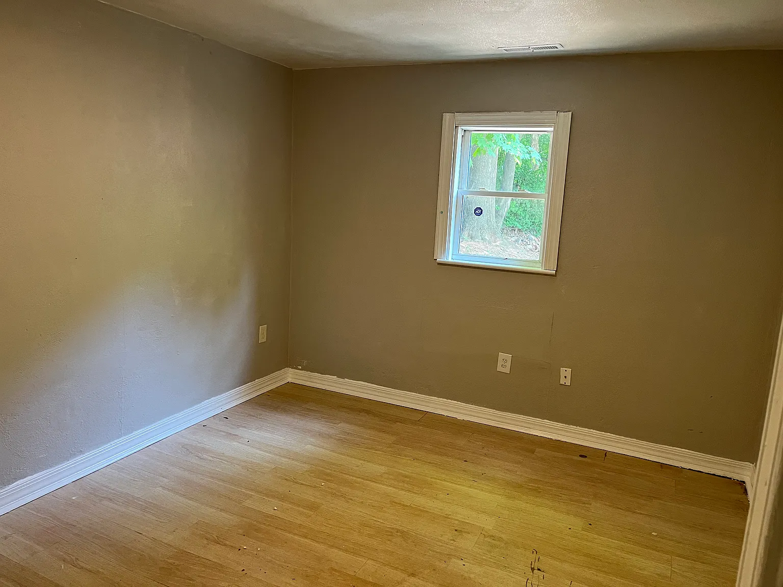 2 bed, 784 sqft, $795 — Photo 4