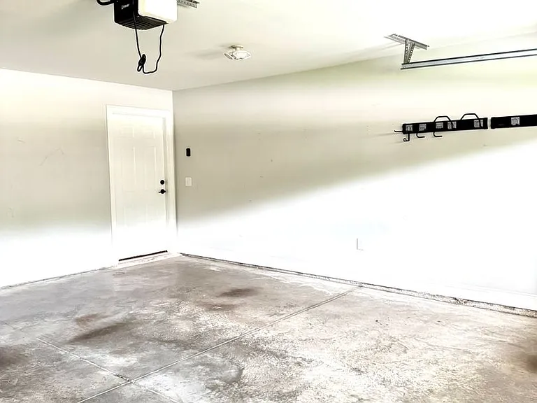 1046 Oden Ct — Photo 26