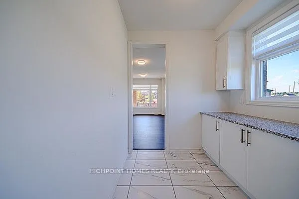 512 Trevor St — Photo 16