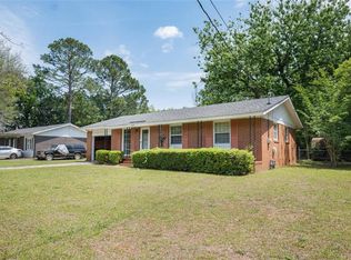 414 Charles Dr, Fort Valley, GA 31030
