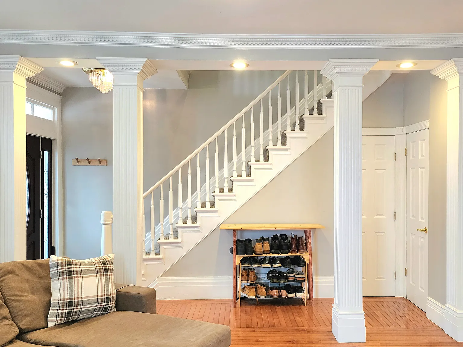 3 bed, 1.5 bath, 1500 sqft, $2,995 — Photo 4