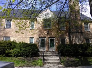 3721 N Murray Ave, Shorewood, WI 53211