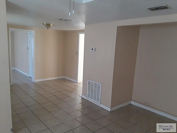 3rd image of 795 Carlos St #5