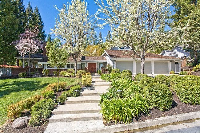 Lovely home on quiet street in gated community.
