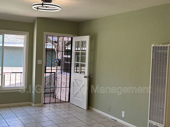 5th image of 618 N Mariposa St Unit C