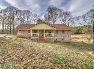 542 McClung Rd, Hiram, GA 30141