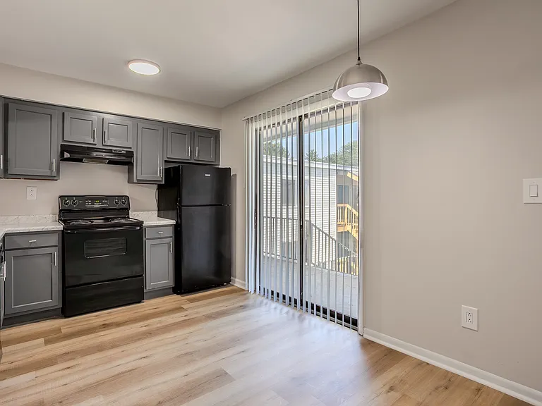 4653 Refugee Rd — Photo 8