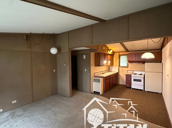 1125 Moreland St APT 3, Oshkosh, WI 54902