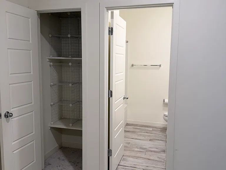 2236 W Laurie Ln — Photo 11