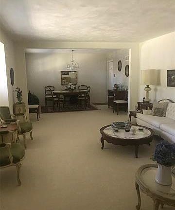 2nd image of 51 Dorclin Ln