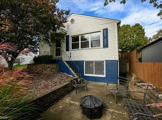 751 Rextur Dr, Akron, OH 44319