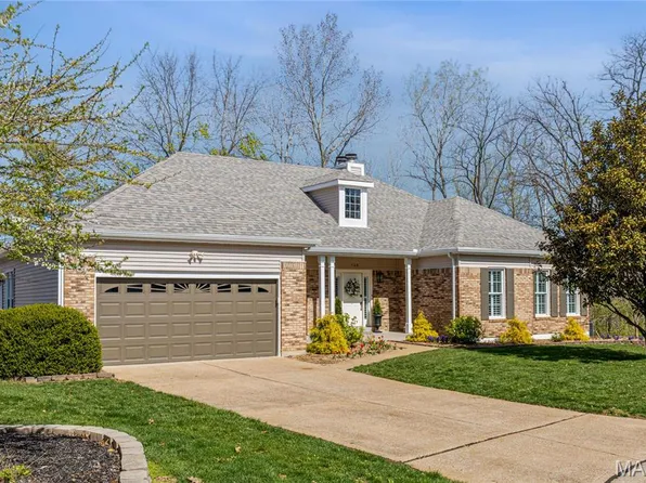 148 Cross Timbers Ln, Saint Charles, MO 63304