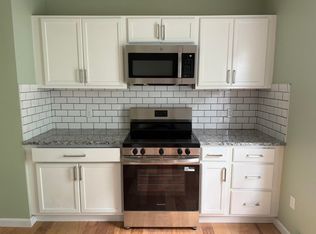 593 Hevey St #2, Manchester, NH 03102